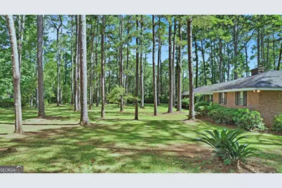 1270 Wadsworth Drive, Albany, GA 31721 - Photo 4