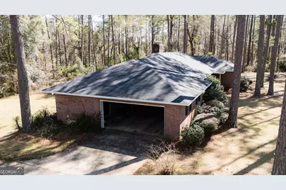 1270 Wadsworth Drive, Albany, GA 31721 - Photo 2