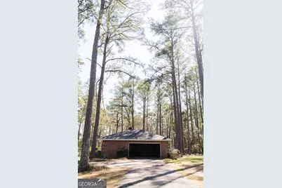 1270 Wadsworth Drive, Albany, GA 31721 - Photo 18