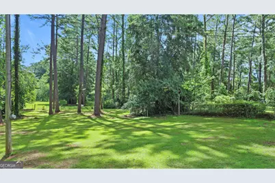 1270 Wadsworth Drive, Albany, GA 31721 - Photo 12