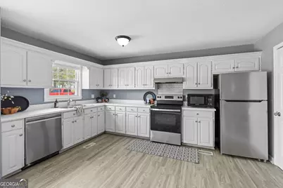 307 Spring Creek Drive, Perry, GA 31069 - Photo 10