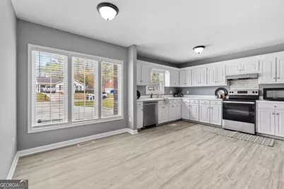 307 Spring Creek Drive, Perry, GA 31069 - Photo 8