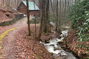 1022 Coweeta Gap Rd, Otto,  28763 - Photo 4