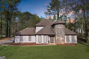 240 Northcrest Dr, Newnan, GA 30265 - Photo 1