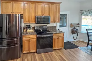 240 Northcrest Dr, Newnan, GA 30265 - Photo 14