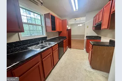 682 Wilderness Drive, Macon, GA 31220 - Photo 6