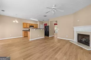 6225 Shenfield Ln, Union City, GA 30291 - Photo 6