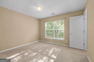 6225 Shenfield Ln, Union City, GA 30291 - Photo 16