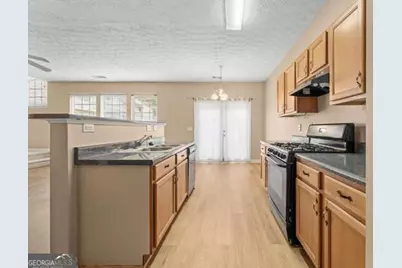 6225 Shenfield Lane, Union City, GA 30291 - Photo 8