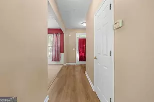 6225 Shenfield Ln, Union City, GA 30291 - Photo 4