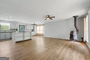 376 Doe Ln, Mansfield, GA 30055 - Photo 4