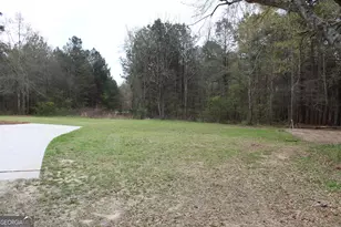 5280 Fletcher Dr SW, Oxford, GA 30054 - Photo 2