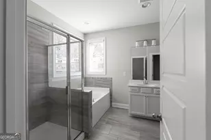 1833 Hislop Ln, Atlanta, GA 30345 - Photo 18