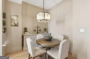 3040 Peachtree Rd, Atlanta, GA 30305 - Photo 6