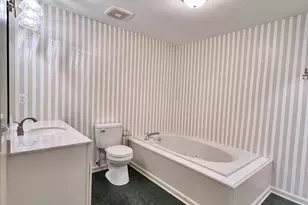 640 Shadow Moss Dr, Macon, GA 31204 - Photo 12