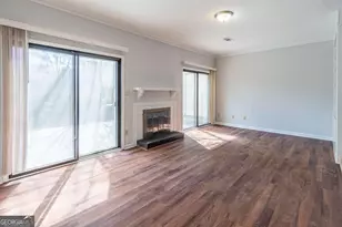 1012 Country Ct, Lawrenceville, GA 30044 - Photo 12