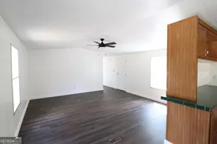 3889 Jacobs Dr, Blackshear, GA 31516 - Photo 4