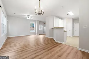 1006 Ivydale Cir, Lawrenceville, GA 30045 - Photo 6