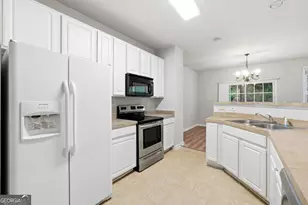 1006 Ivydale Cir, Lawrenceville, GA 30045 - Photo 8