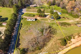 256 McSears Dr, Lafayette, GA 30728 - Photo 2