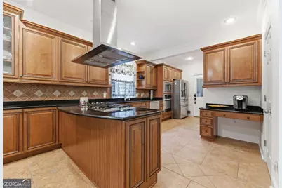 2809 Livsey Woods Drive, Tucker, GA 30084 - Photo 10