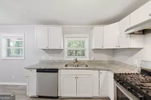 1939 Shepherd Cir SW, Atlanta, GA 30311 - Photo 14