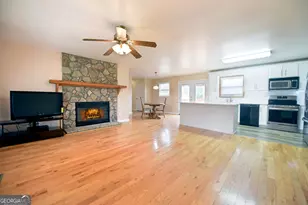 252 Dixie Dr, Blairsville, GA 30512 - Photo 2