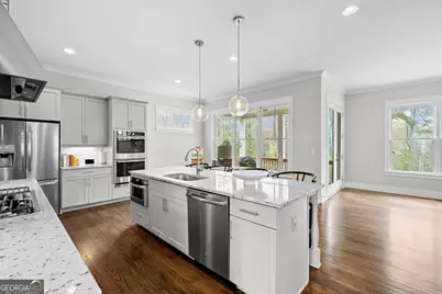 2304 Isla Run, Woodstock, GA 30188 - Photo 18