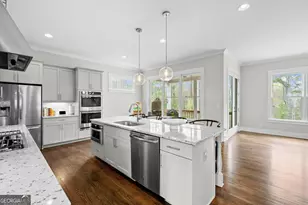 2304 Isla Run, Woodstock, GA 30188 - Photo 18