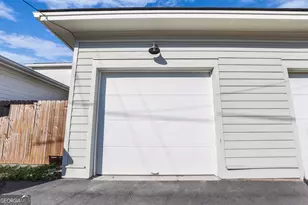 551 E Gwinnett St, Savannah, GA 31401 - Photo 36