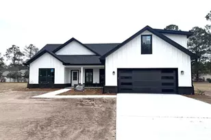 243 Charlton St, Jesup, GA 31545 - Photo 2