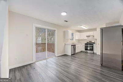 429 Village Bluff Drive, Lawrenceville, GA 30046 - Photo 6