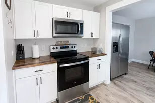 543 Church St, Blackshear, GA 31516 - Photo 14