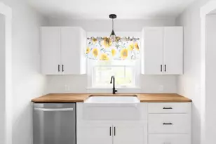 543 Church St, Blackshear, GA 31516 - Photo 12