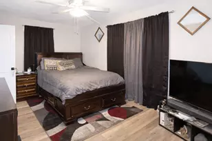 543 Church St, Blackshear, GA 31516 - Photo 12