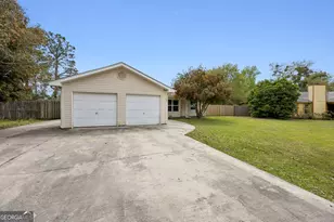 129 Fairfield Dr, Saint Marys, GA 31558 - Photo 2