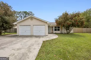 129 Fairfield Dr, Saint Marys, GA 31558 - Photo 2