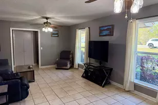 212 Palmetto St, Saint Marys, GA 31558 - Photo 8