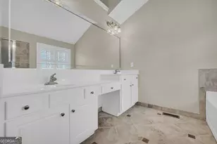 340 Thornhill Cir, Jefferson, GA 30549 - Photo 38