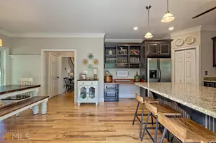 643 Washington St, Clarkesville, GA 30523 - Photo 32