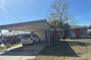 13913 Muriel Ave, Hudson, FL 34667 - Photo 2