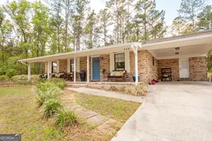 948 Azalea St, Blackshear, GA 31516 - Photo 2