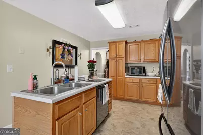 331 Patrick Circle, Jenkinsburg, GA 30234 - Photo 12