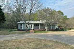 1104 Farm Rd, Colbert, GA 30628 - Photo 1