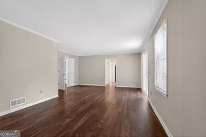 1036 Huntingdon Court, Stone Mountain, GA 30083 - Photo 10