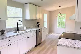 410 Crystal Dr, Carrollton, GA 30116 - Photo 6