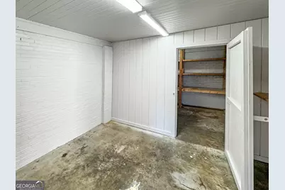 514 Highway 18 W, Barnesville, GA 30204 - Photo 14