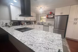 107 Plantation Ct, Saint Marys, GA 31558 - Photo 2