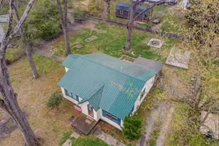 97 S Pine St, Trion, GA 30753 - Photo 2
