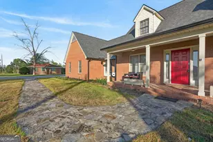 74 N Gill St, Hazlehurst, GA 31539 - Photo 4